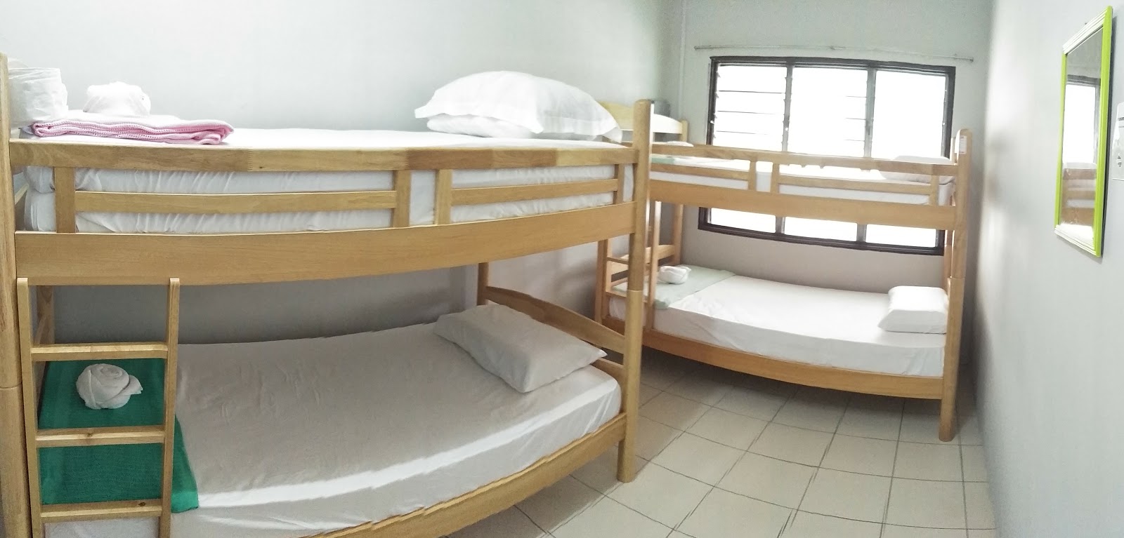 Bilik 4 katil dua tingkat, panoramik, bilik sewa Senai