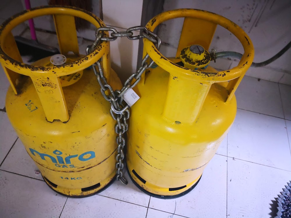 Haier washing machine — House 151, bilik sewa pekerja di Taman Senai Baru, Senai
