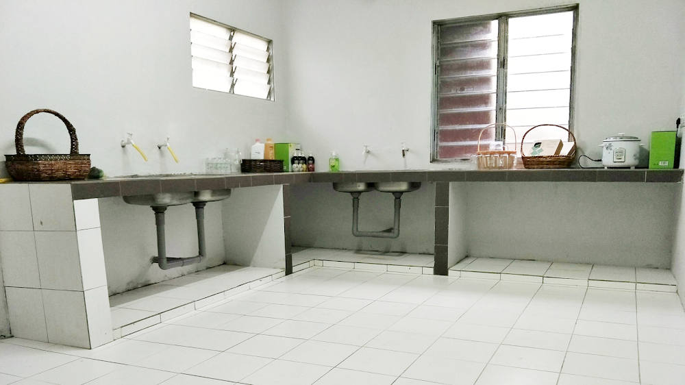 Panasonic 10kg washing machine for residents — House 175, bilik sewa pekerja di Taman Senai Baru, Senai